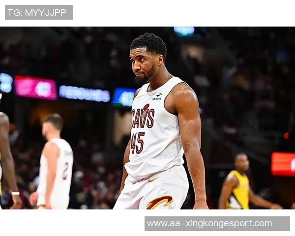 骑士队近期状态低迷连续失利致排名下滑至东部第七